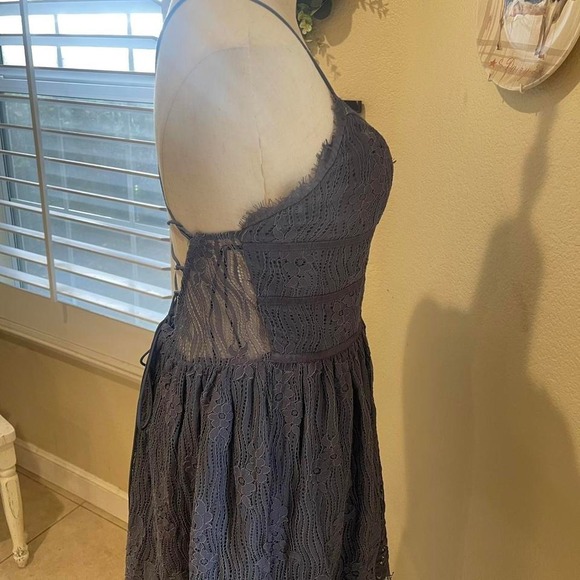 Two sister blue dress tie back - Picture 3 of 8